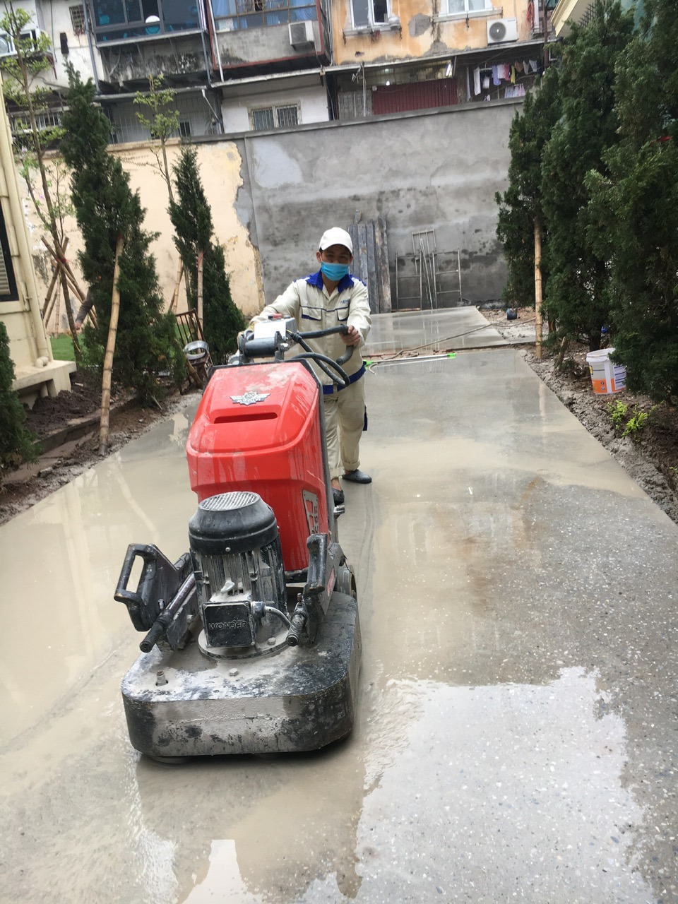 Những Lưu Ý Quan Trọng Khi Chọn Đơn Vị Đánh Bóng Sàn Đá